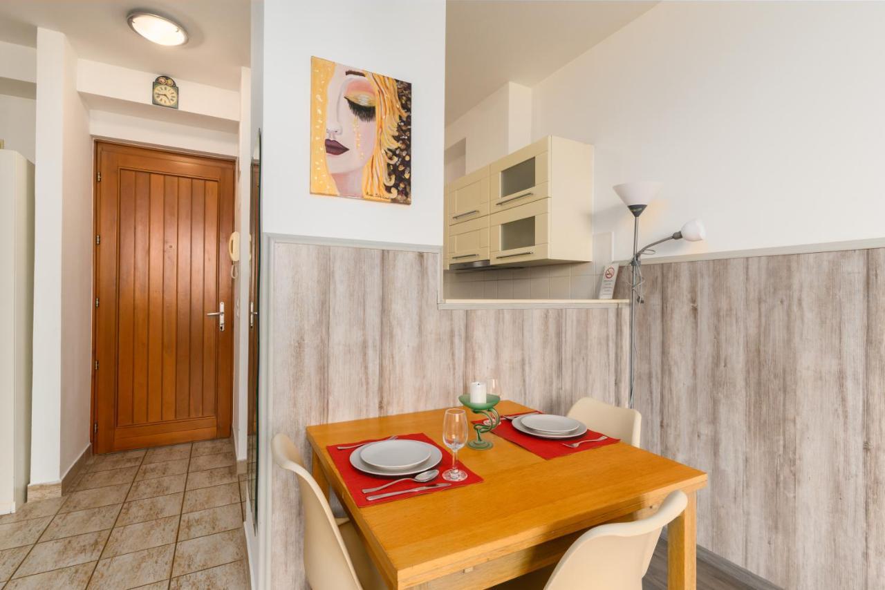 Lovag Charming Apartment In The Center-Ac Budapest Exterior photo